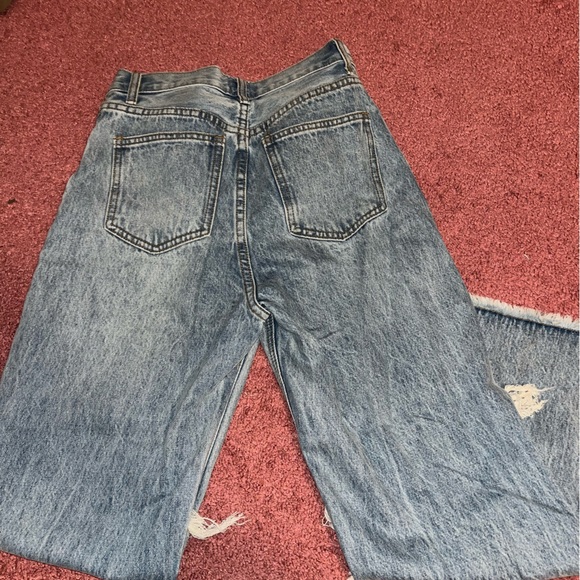 Princess Polly asymmetrical wide leg jeans - Picture 5 of 5